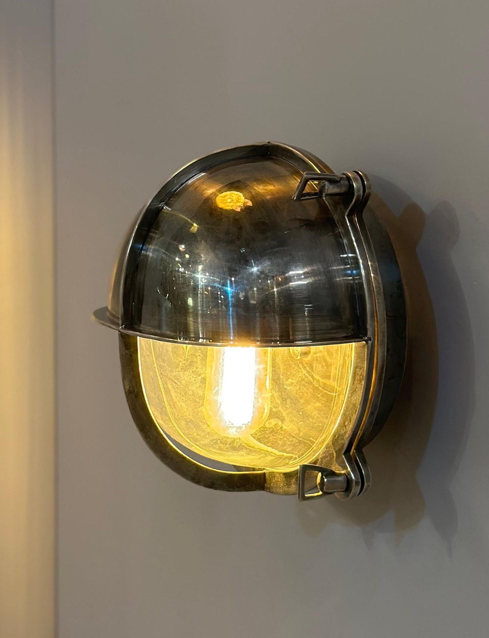 ALAMO Marine Ceiling / Wall Fixture - Nautical Wall Light , Outdoor Light, Patio Light, IP64 Lighting, Brass Casting Light, Bulkhead Light