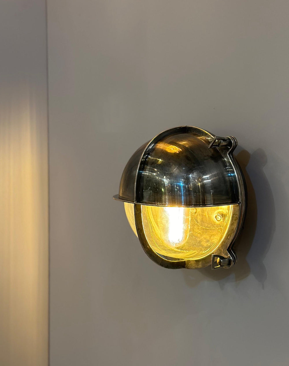 ALAMO Marine Ceiling / Wall Fixture - Nautical Wall Light , Outdoor Light, Patio Light, IP64 Lighting, Brass Casting Light, Bulkhead Light