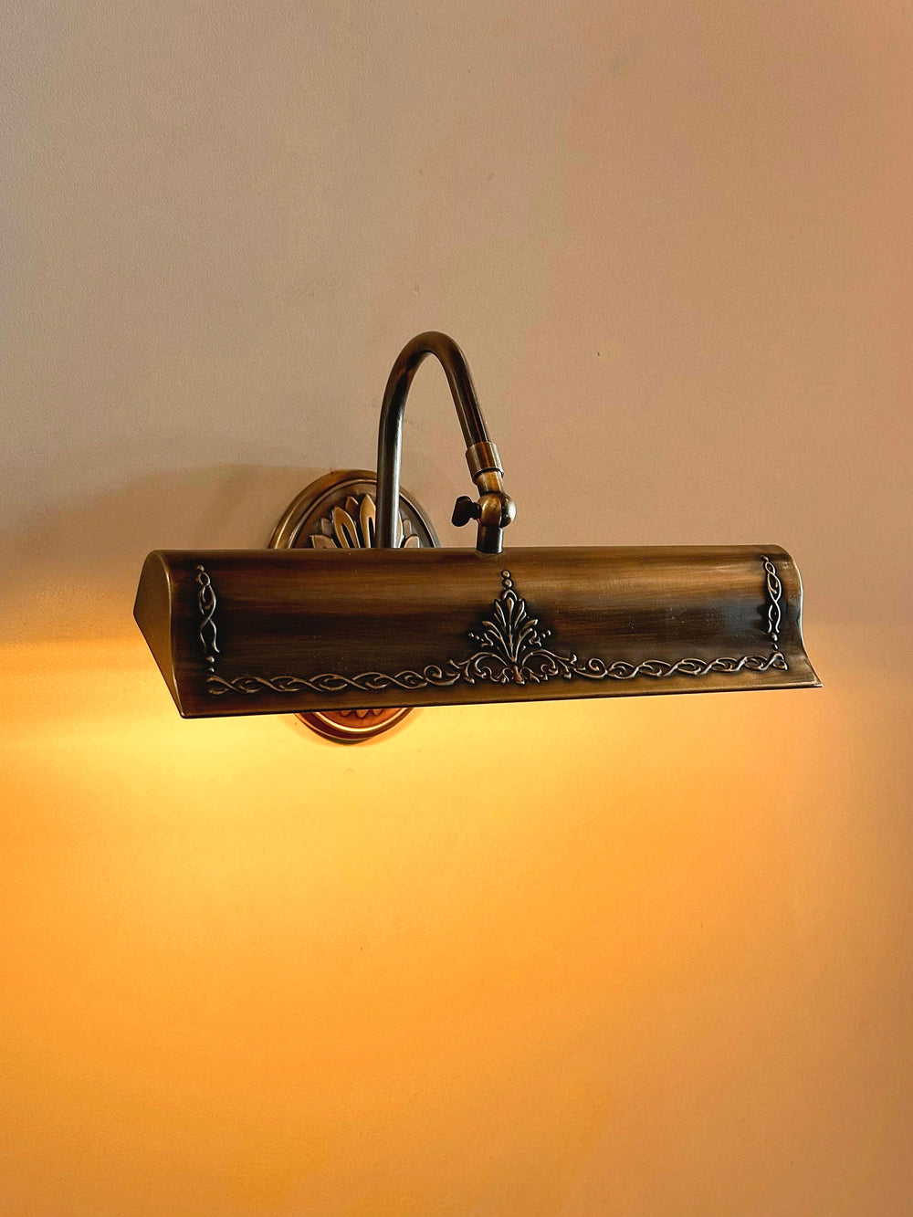 TEYRE Picture Wall Sconce - Light Fixture, Wall Lighting, Wall Lamp, Wall Light, Industrial Lighting, Picture Illumination