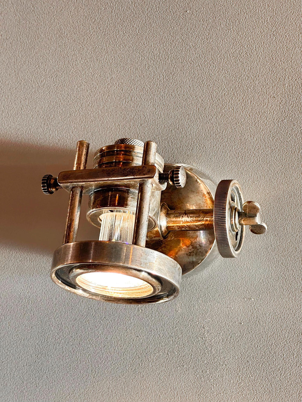 CAVTAT Brass Wall Sconce - Light Fixture, Wall Lighting, Wall Spot, Ceiling Spotlight , Bedside Light, Industrial Lighting, Casting Lighting