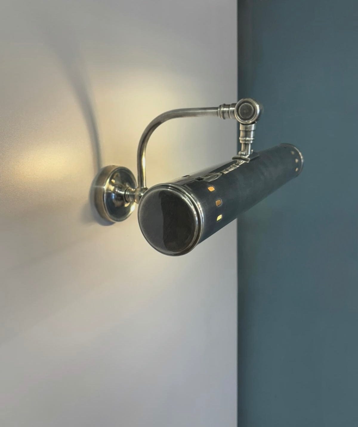 My Store Antique Silver FREGENE Brass Casting Picture Wall Sconce